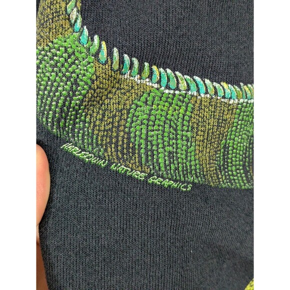 Vintage Iguana Graphic Print Distressed Paint Splatter Hanes Sweatshirt USA Sz L - Picture 7 of 8